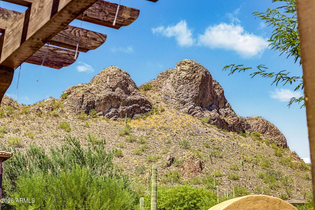 5345 S GOLD CANYON Drive, Gold Canyon, AZ 85118 — photo 2