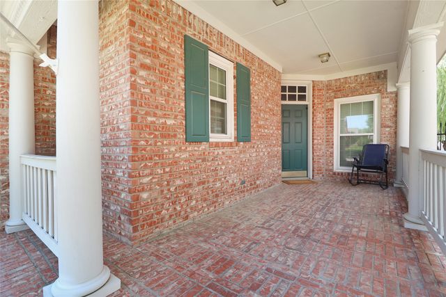 8604 Beetle Nut Lane, North Richland Hills, TX 76180