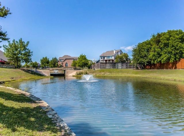 8604 Beetle Nut Lane, North Richland Hills, TX 76180