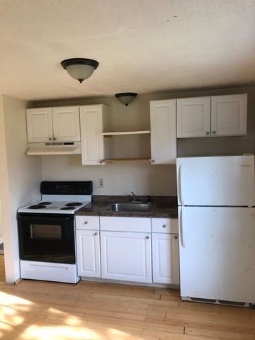 357 Main St. 16, Barnstable, MA 02601