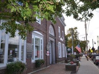 357 Main St. 16, Barnstable, MA 02601