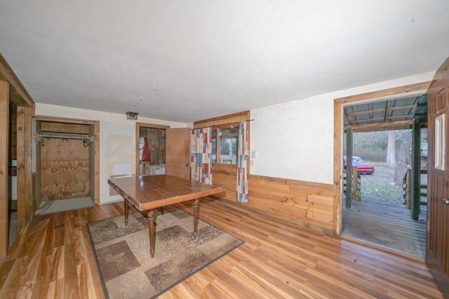 209 River Road, Angleton, TX 77515