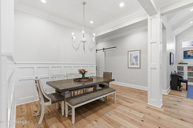 102 Harvest Creek Lane, Lafayette, LA 70508