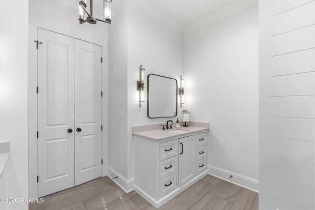 102 Harvest Creek Lane, Lafayette, LA 70508