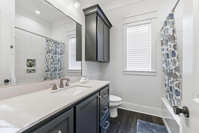 102 Harvest Creek Lane, Lafayette, LA 70508