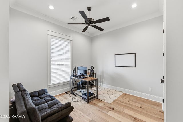 102 Harvest Creek Lane, Lafayette, LA 70508