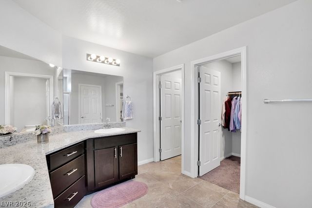 7645 Rosebark Cliffs Street, North Las Vegas, NV 89084