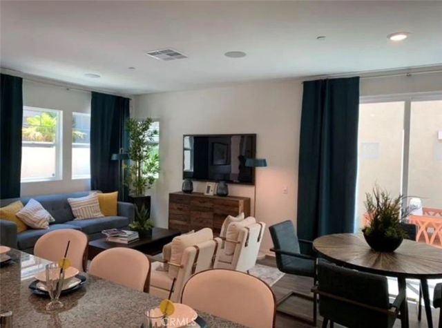 27556 Denali, Canyon Country, CA 91387