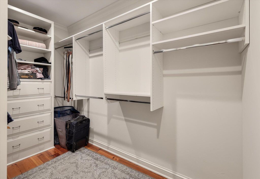 Image 29 of property listing at 5 Middle Atlantic Wharf Unit 2b, Charleston, SC 29401