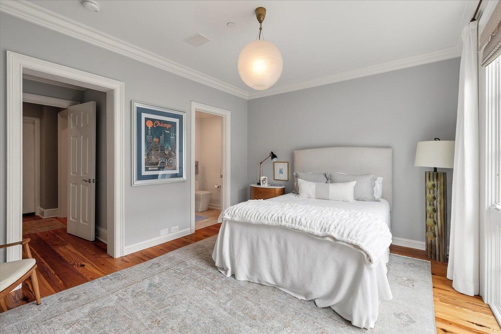 Image 31 of property listing at 5 Middle Atlantic Wharf Unit 2b, Charleston, SC 29401