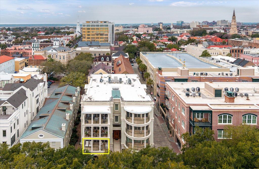 Image 40 of property listing at 5 Middle Atlantic Wharf Unit 2b, Charleston, SC 29401