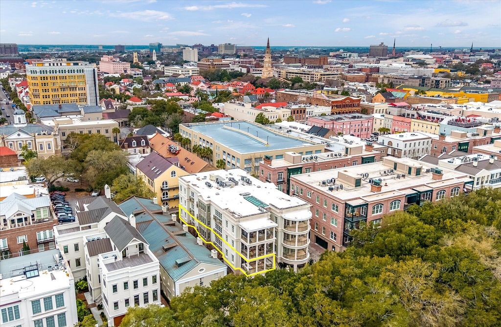 Image 44 of property listing at 5 Middle Atlantic Wharf Unit 2b, Charleston, SC 29401