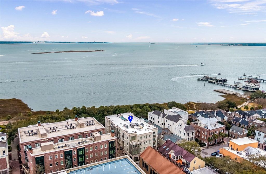 Image 45 of property listing at 5 Middle Atlantic Wharf Unit 2b, Charleston, SC 29401