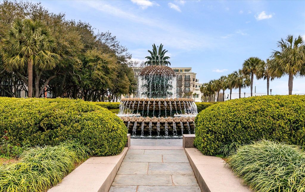 Image 47 of property listing at 5 Middle Atlantic Wharf Unit 2b, Charleston, SC 29401