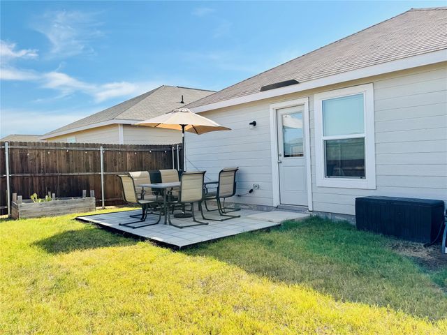 1734 Horizons Hill, Crandall, TX 75114