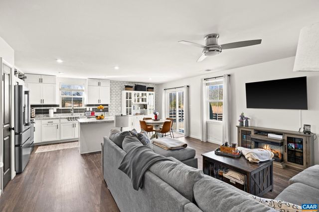 18 MANNIE CT, Ruckersville, VA 22968