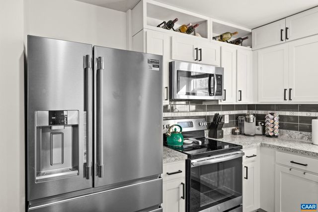 18 MANNIE CT, Ruckersville, VA 22968