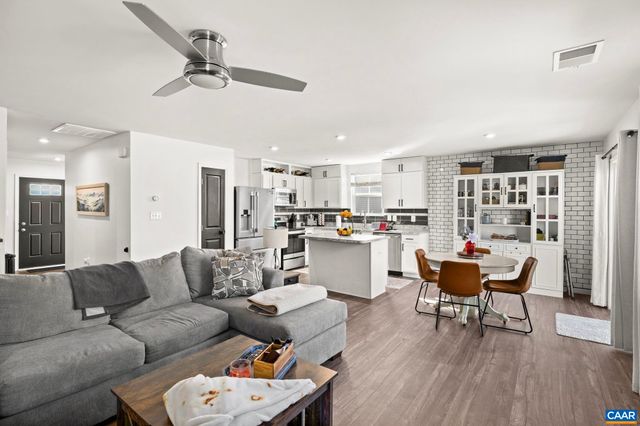 18 MANNIE CT, Ruckersville, VA 22968