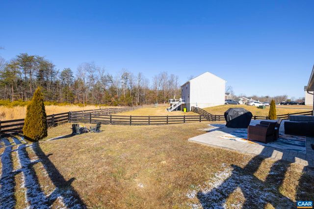 18 MANNIE CT, Ruckersville, VA 22968