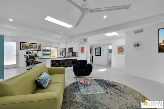 1809 E Tachevah Drive, Palm Springs, CA 92262