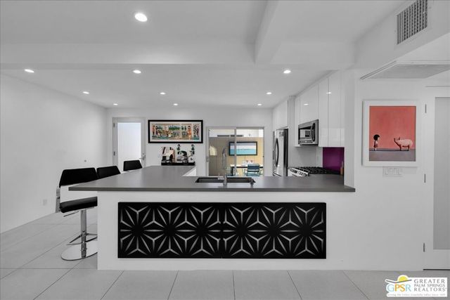 1809 E Tachevah Drive, Palm Springs, CA 92262