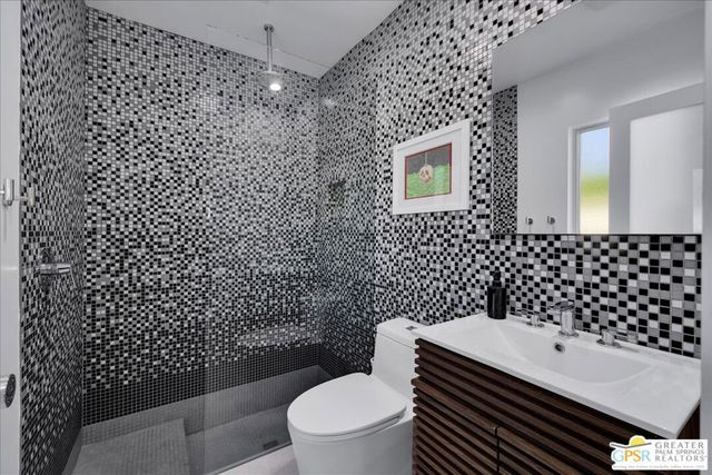 1809 E Tachevah Drive, Palm Springs, CA 92262