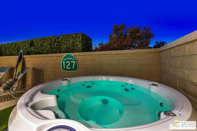 1809 E Tachevah Drive, Palm Springs, CA 92262