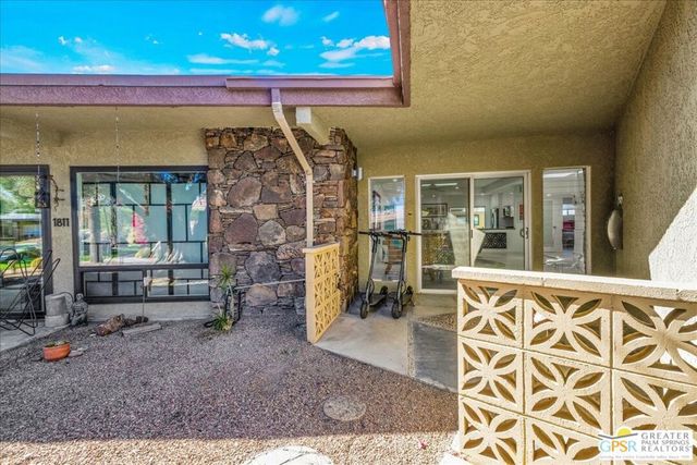 1809 E Tachevah Drive, Palm Springs, CA 92262