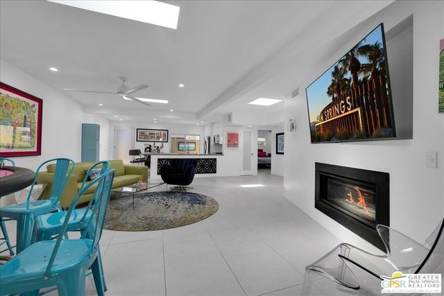 1809 E Tachevah Drive, Palm Springs, CA 92262