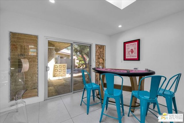 1809 E Tachevah Drive, Palm Springs, CA 92262