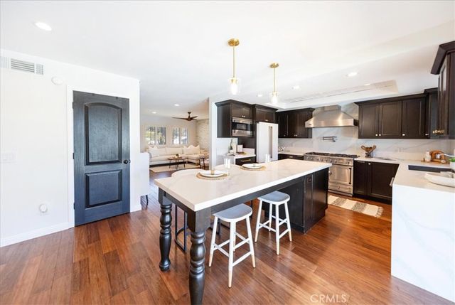 10039 Trenchard, Santee, CA 92071