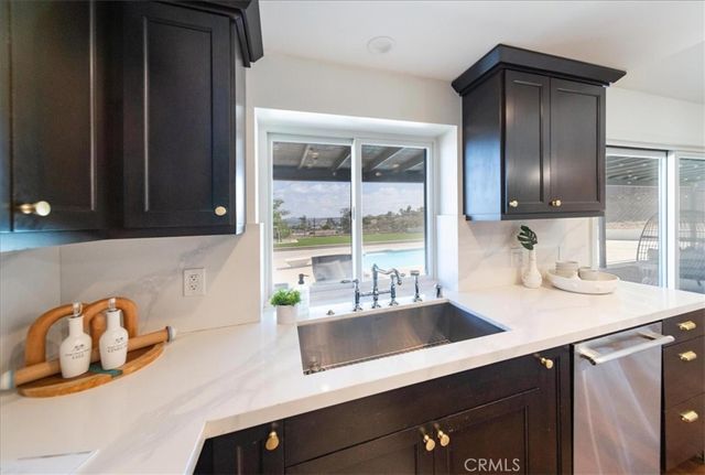 10039 Trenchard, Santee, CA 92071