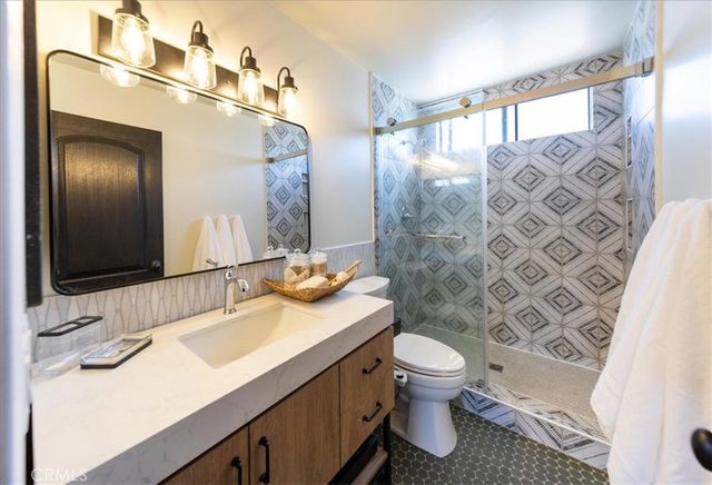 10039 Trenchard, Santee, CA 92071