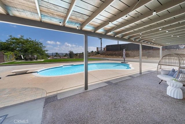 10039 Trenchard, Santee, CA 92071