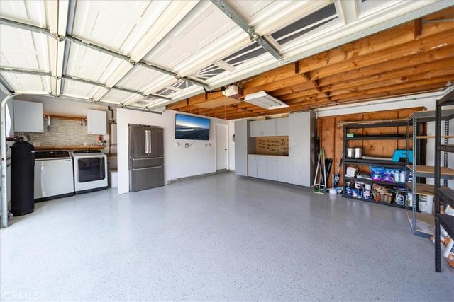 10039 Trenchard, Santee, CA 92071