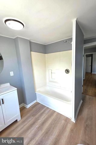 626 EISENBROWN ST, Reading, PA 19601