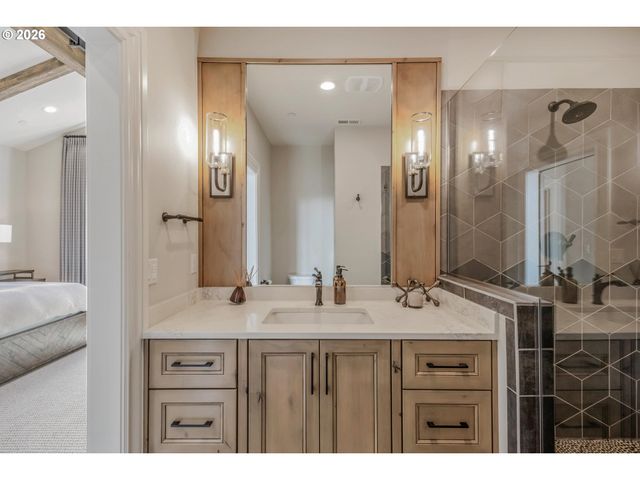 22608 Nw 36TH Ave, Ridgefield, WA 98642