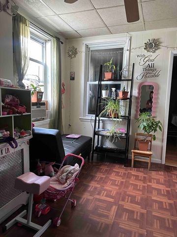 74 Trenton St, Boston, MA 02128