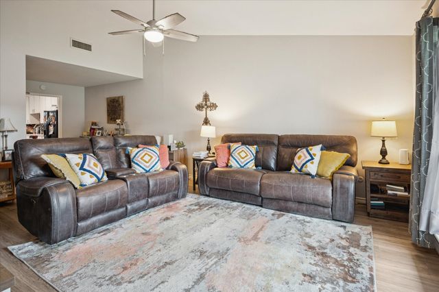 13641 Flagstone Lane, Dallas, TX 75240