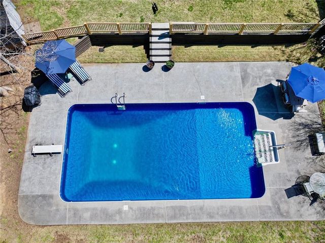 4216 Bridlecreek Drive NW, Acworth, GA 30101