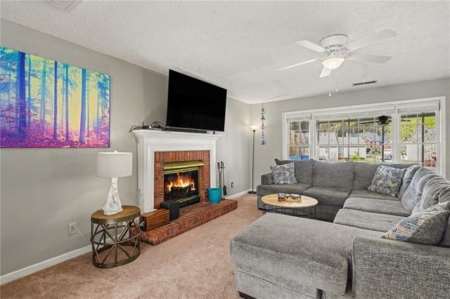 4216 Bridlecreek Drive NW, Acworth, GA 30101