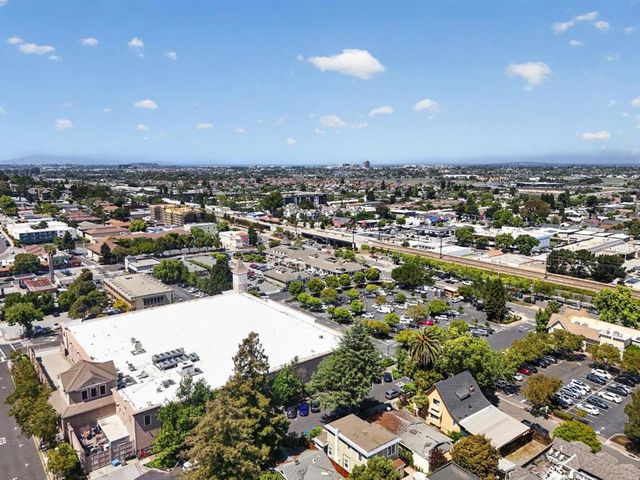 1000 O Neill Street, Belmont, CA 94002