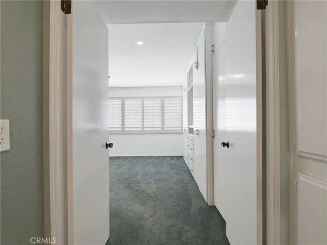 6244 Shoup Avenue, Woodland Hills, CA 91367