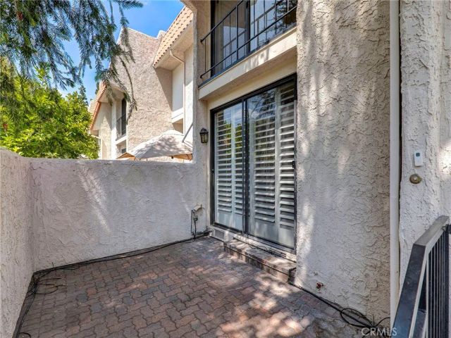 6244 Shoup Avenue, Woodland Hills, CA 91367