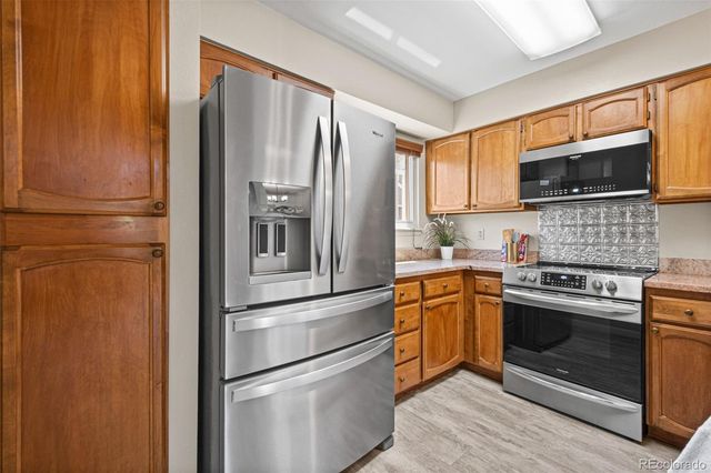 9031 Bear Mountain Drive, Highlands Ranch, CO 80126
