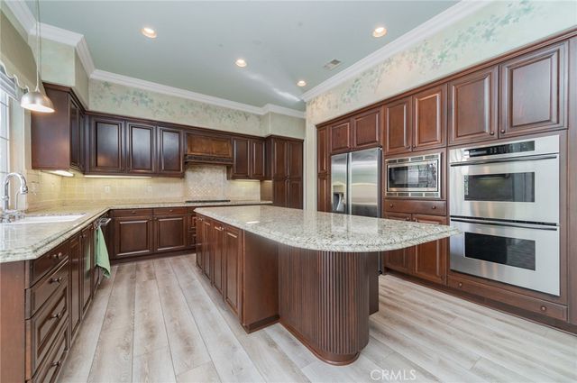 10802 Rogue River, Tustin, CA 92782