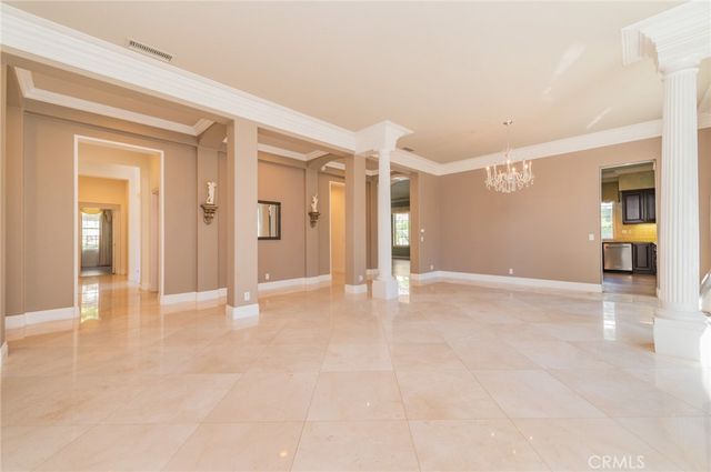 10802 Rogue River, Tustin, CA 92782