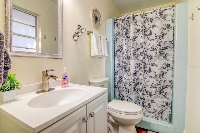 5727 NW 34TH STREET, Gainesville, FL 32653