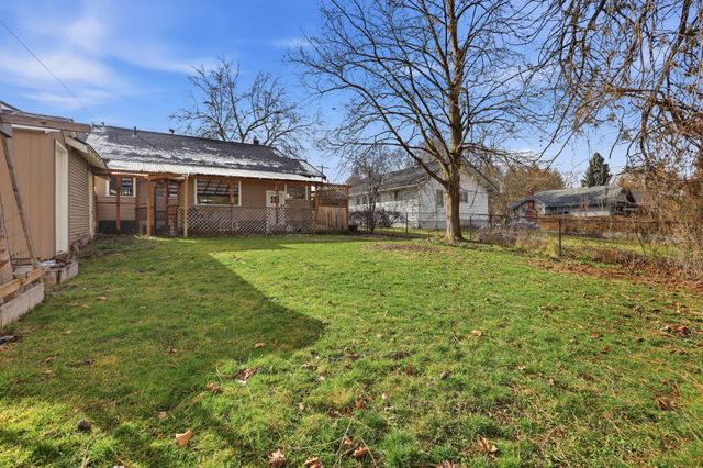 3324 W Cora Ave, Spokane, WA 99205