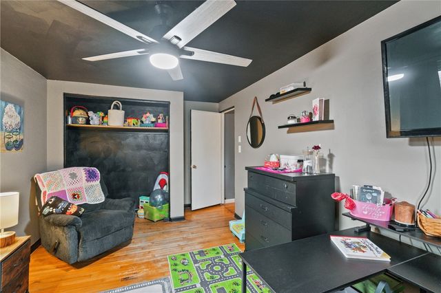 3242 Provost Rd, Whitehall, PA 15227